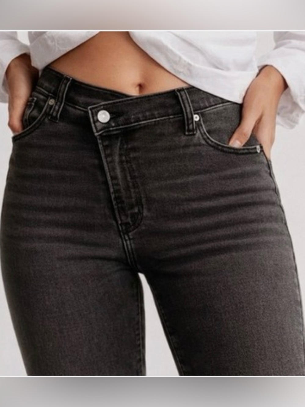 Abercrombie & Fitch Curve Love 90s Slim Straight Jeans Ultra High Rise Raw Hem